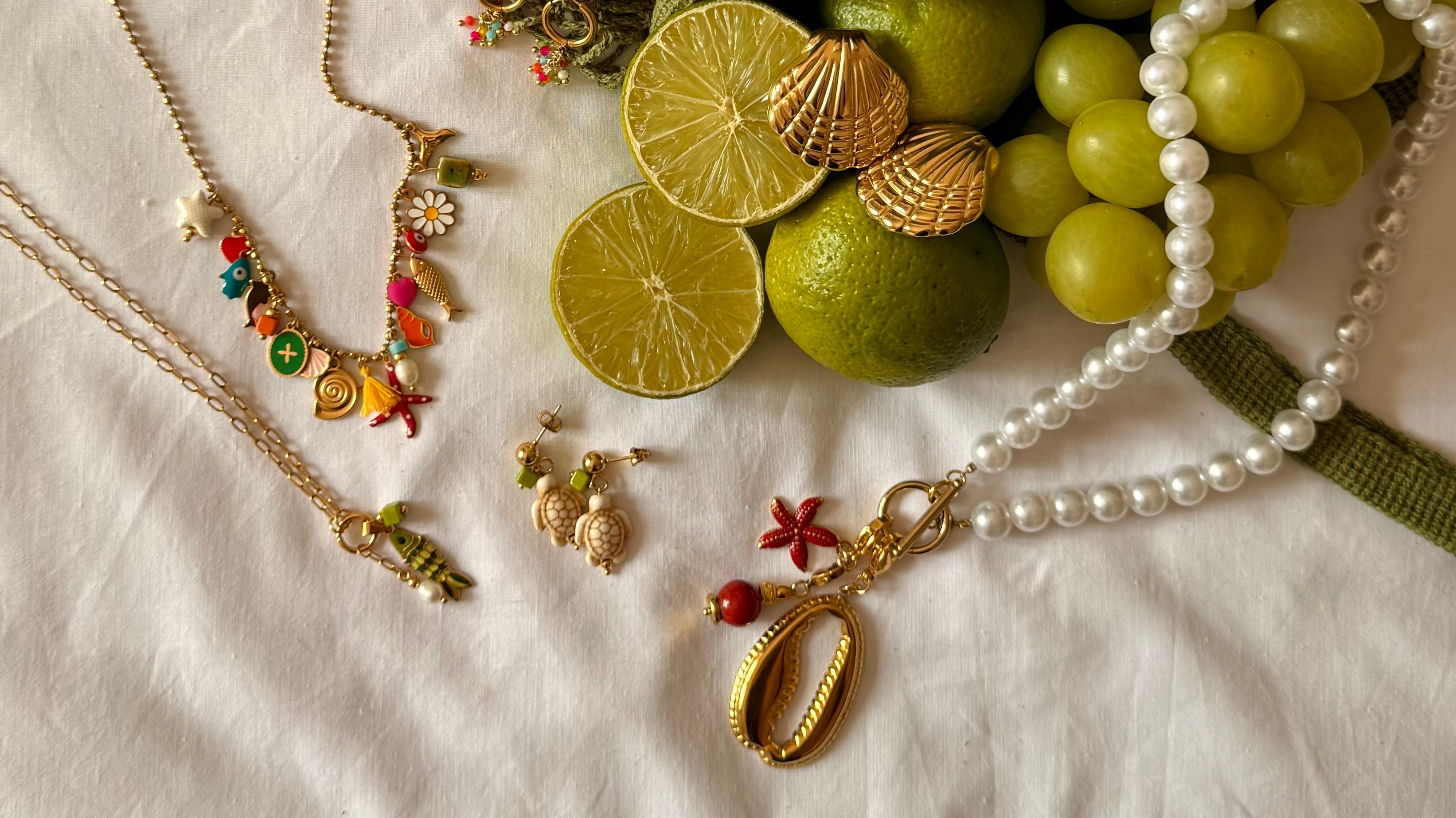 COLLARES