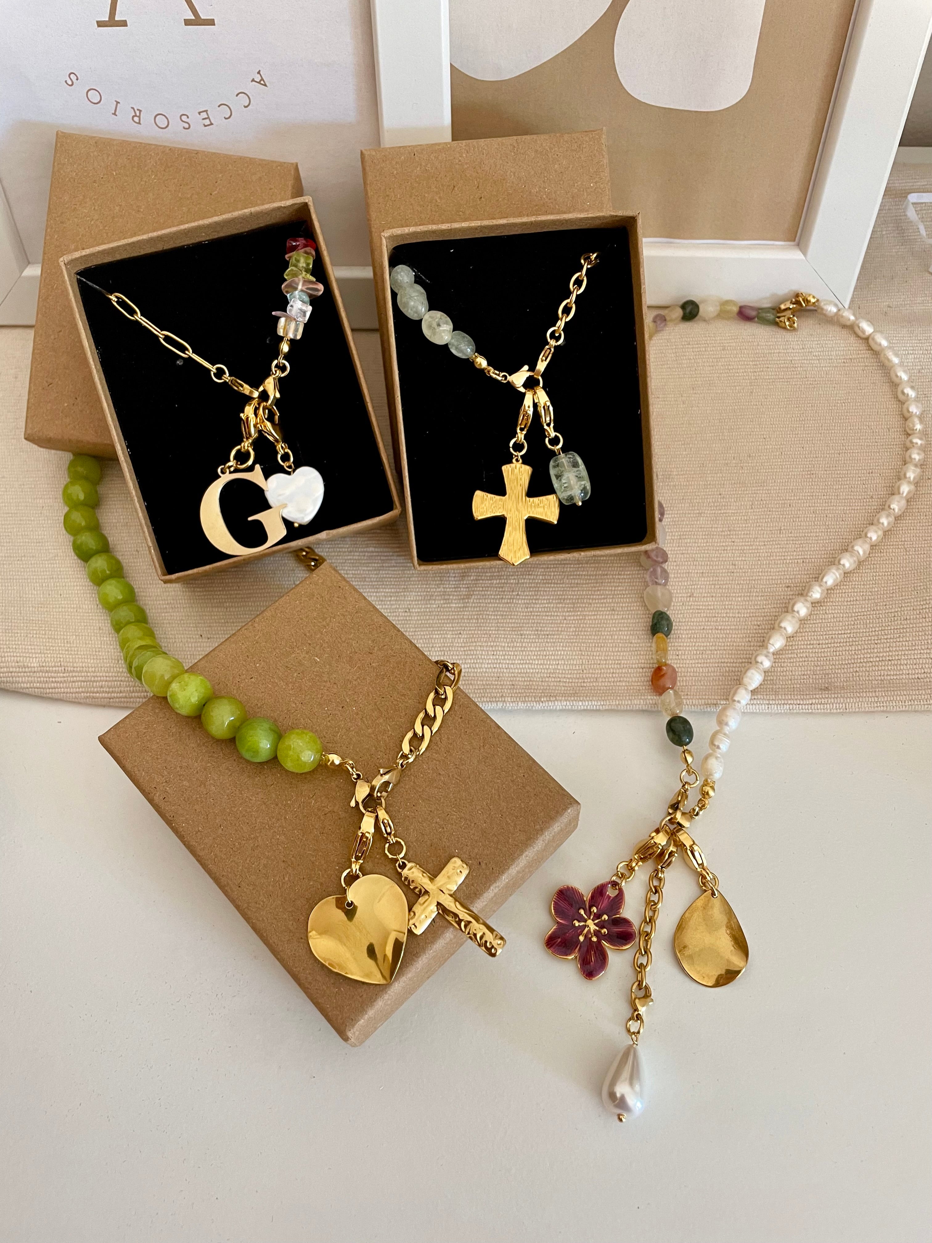 Mitad collar cadenas