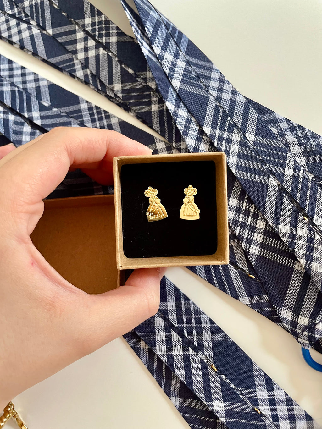 Pendientes LLUM I PÒLVORA