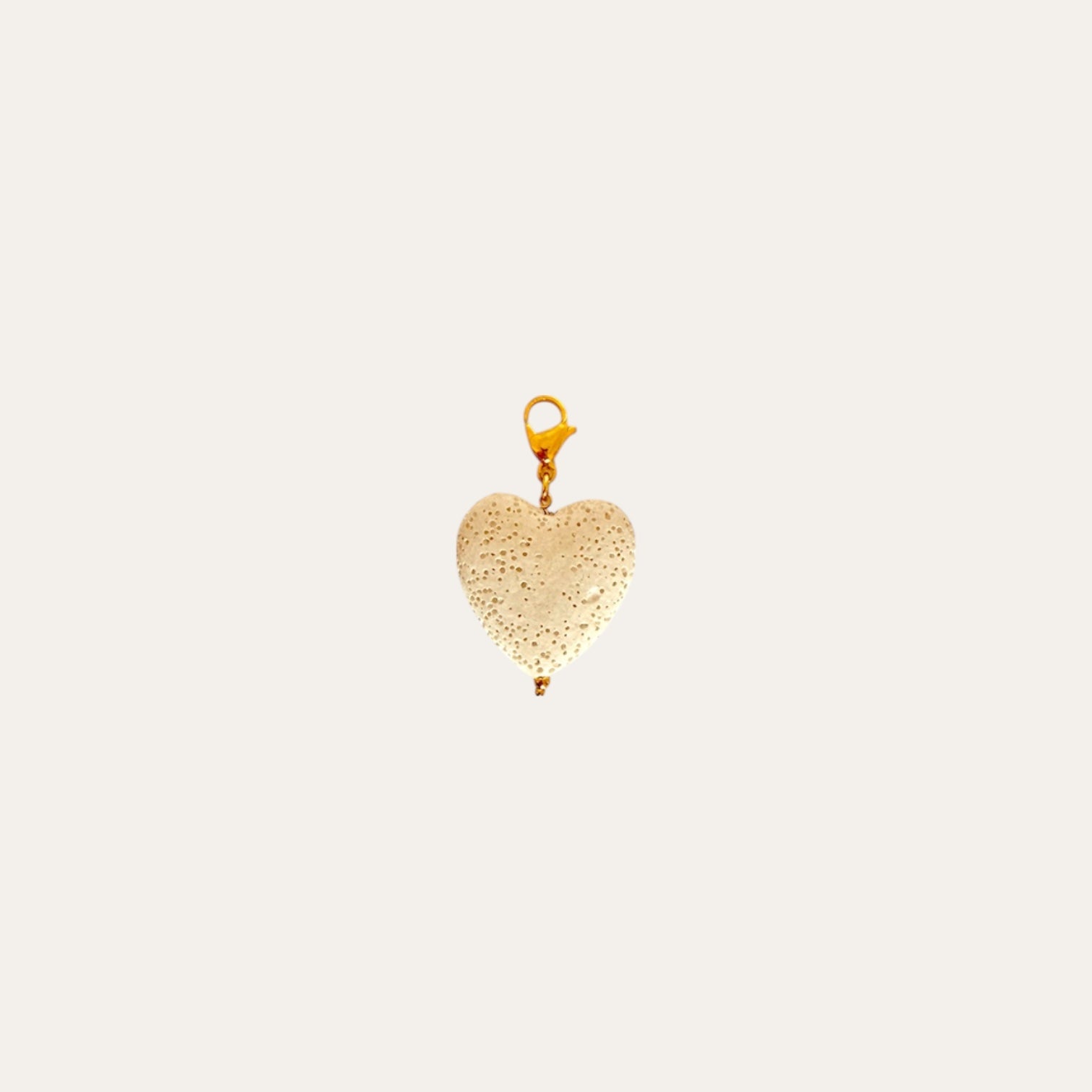 Charm Corazón Piedra Volcánica